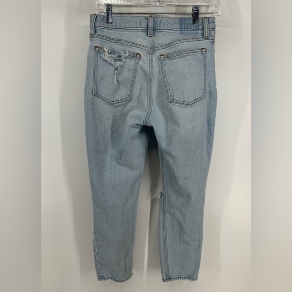 Abercrombie & Fitch The Skinny High Rise light wash distressed size 28 - Picture 3 of 13
